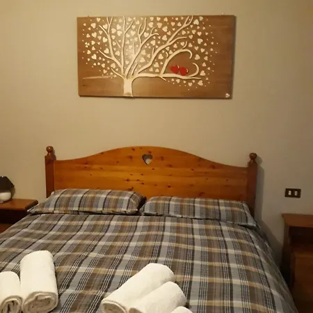 Alojamento de Acomodação e Pequeno-almoço Castello Regina 4*