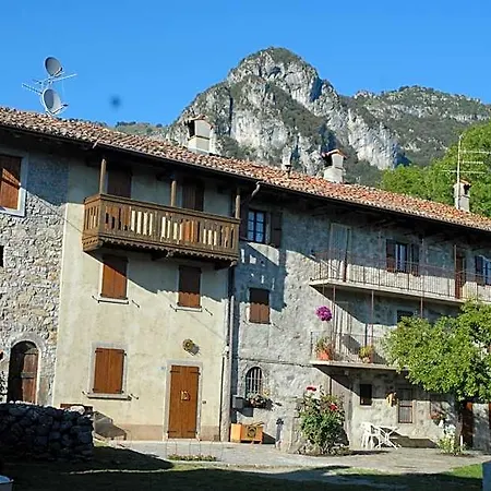 Castello Regina Brembilla